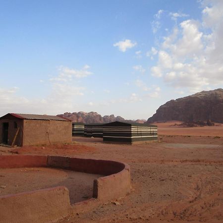 Hotel Bedouin House Camp Wadi Rum Exterior foto