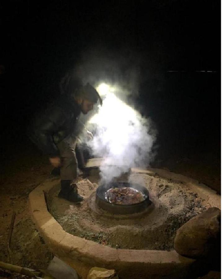 Hotel Bedouin House Camp Wadi Rum Exterior foto